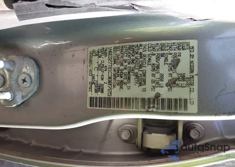 2001 Nissan Frontier Xe-V6 z USA, uszkodzony, nr VIN 1N6ED27T81C380725